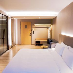 Standard Double Room Harbour View